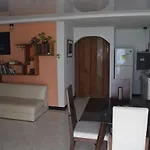 Sandy\'S Place