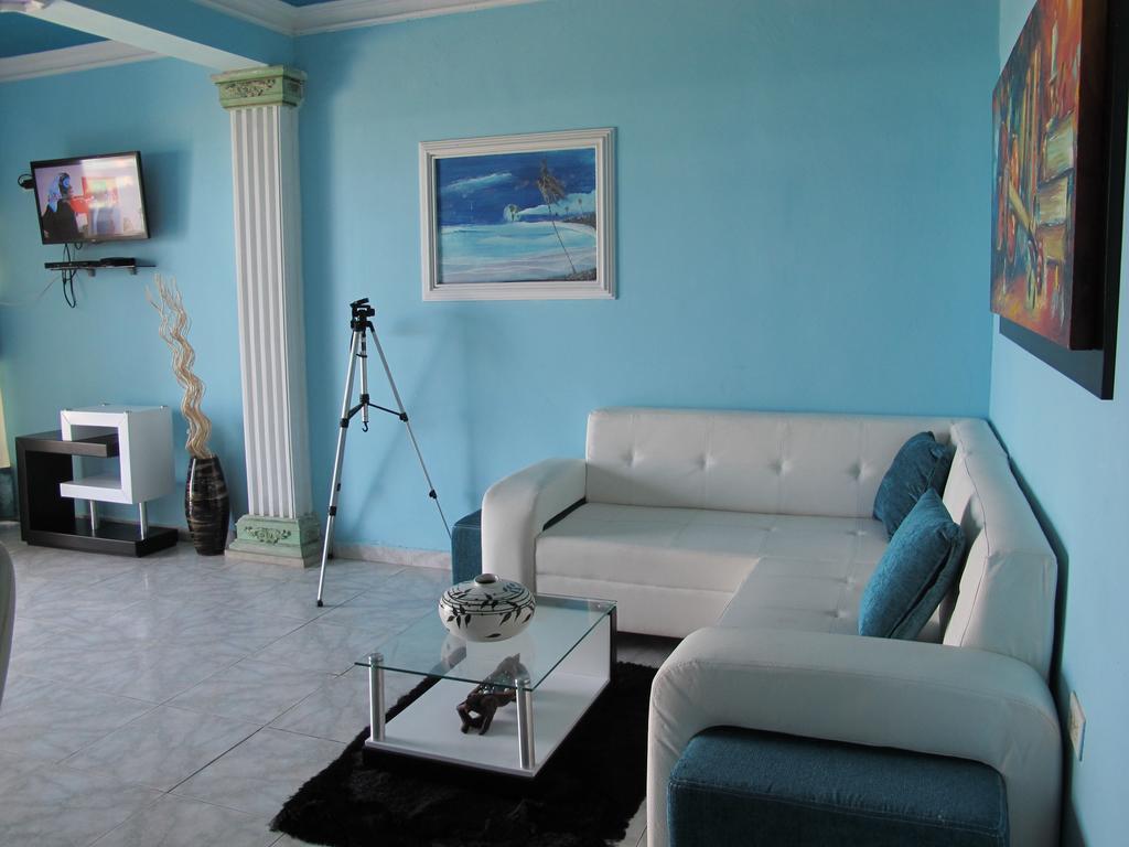 Sandy's Place Apartment