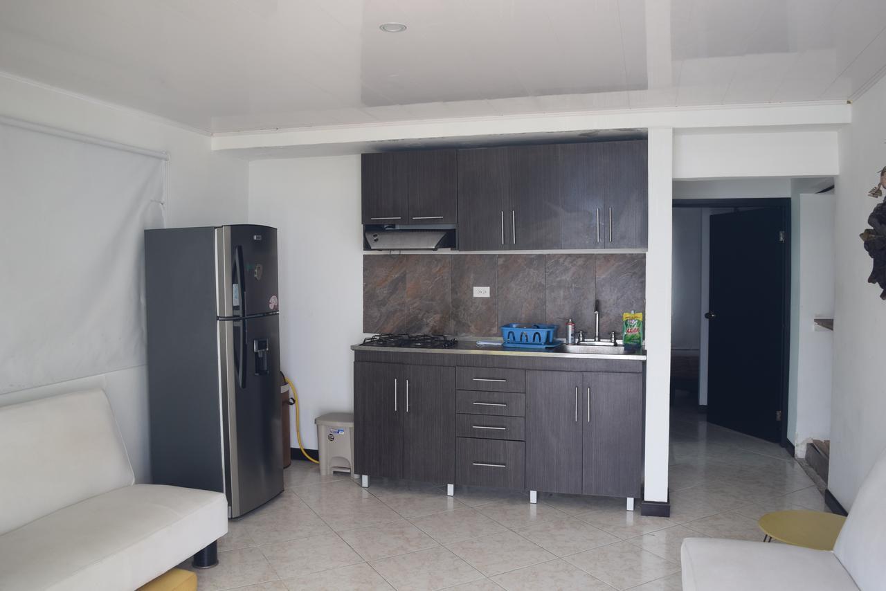 Sandy's Place Apartment *